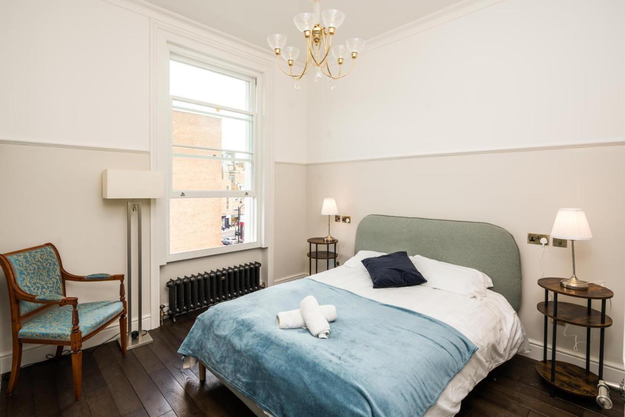 4 Bedroom House Up To 10 People At Heart Of Kensington And Chelsea Лондон Екстер'єр фото